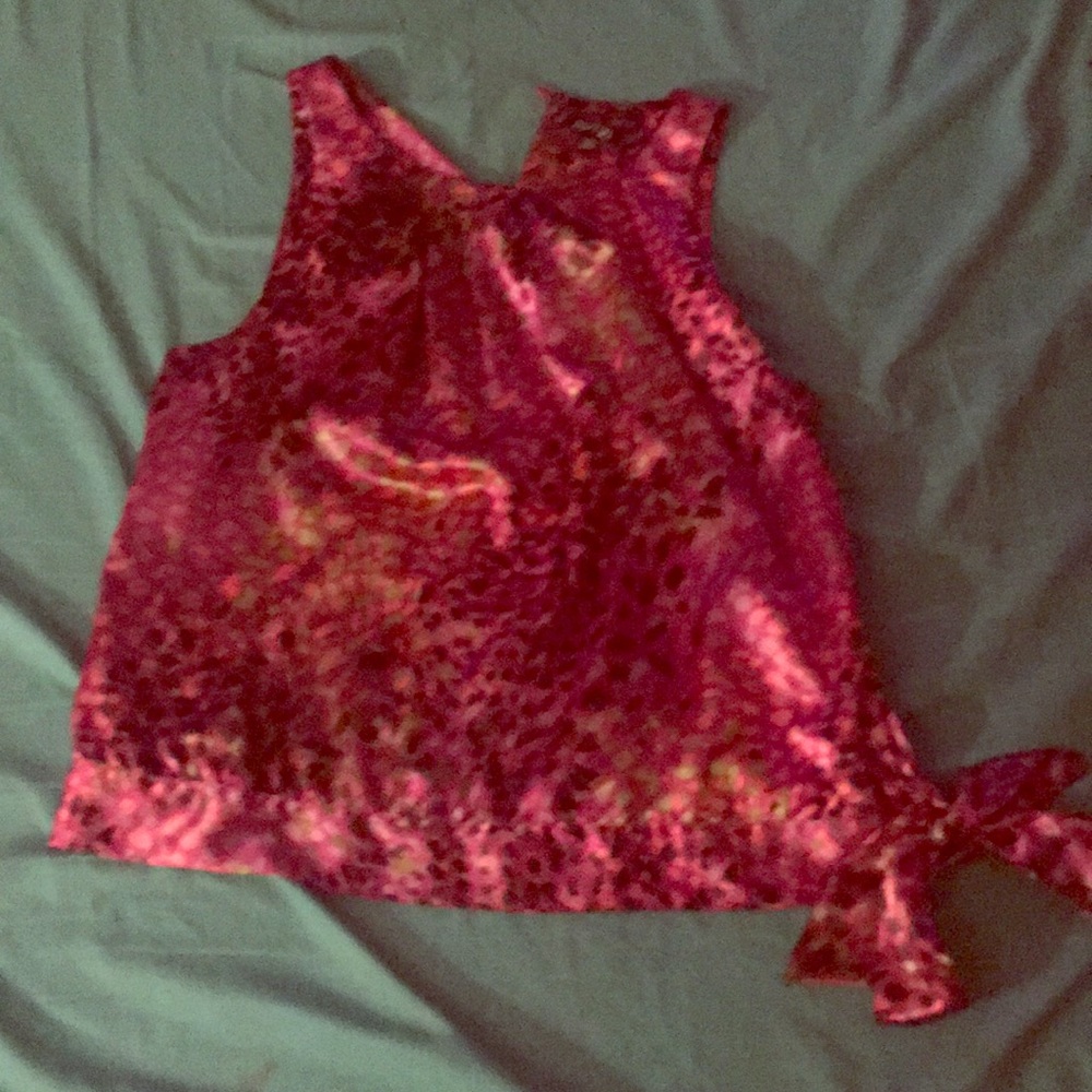 Apt. 9 top